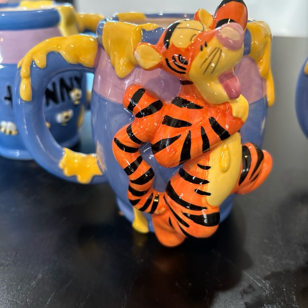 RARE collectible Disney Winnie the Pooh and friends coffee mug set 4 Pieces - Picture 5 of 10
